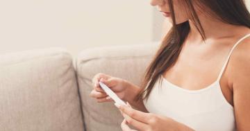 Test de grossesse trait pâle : suis-je enceinte ?